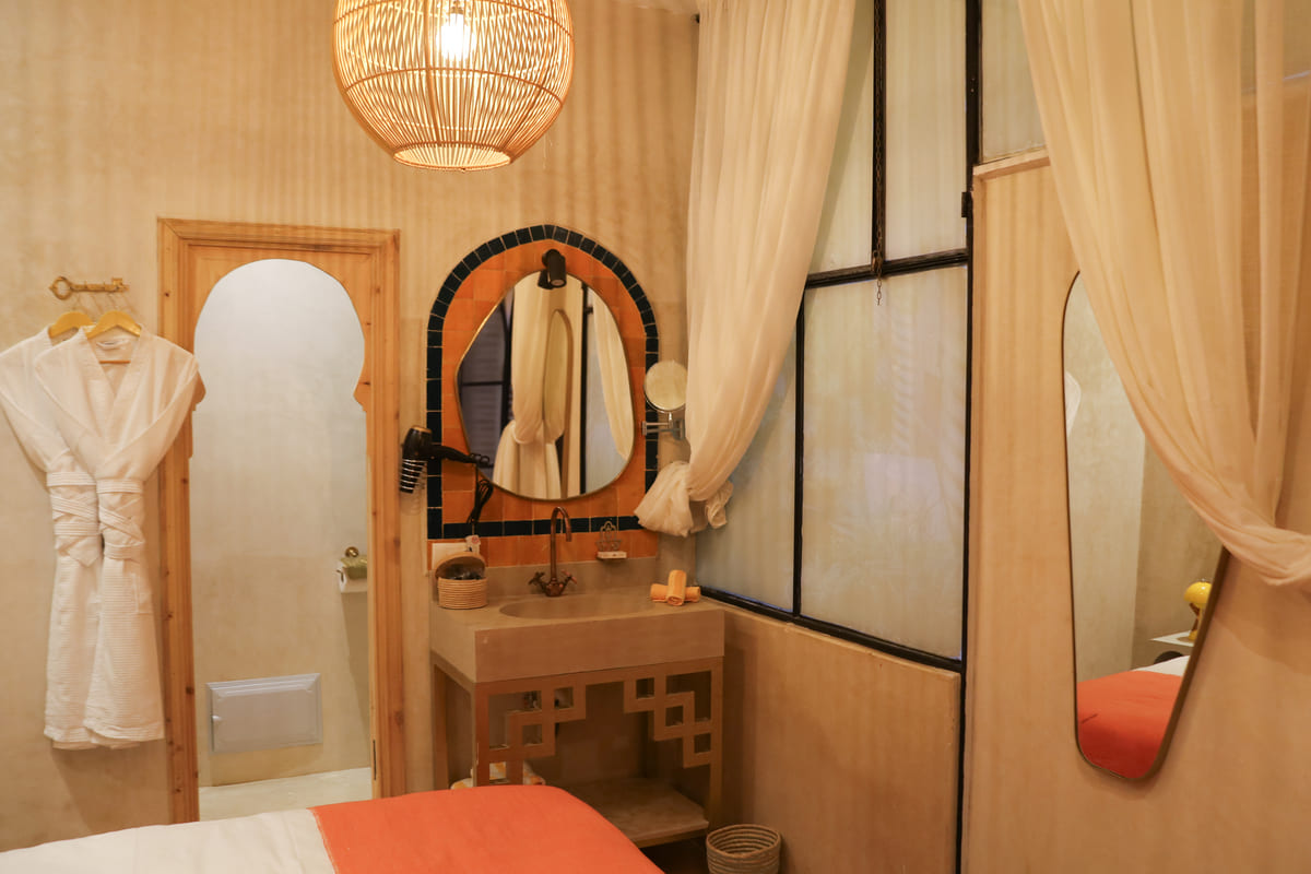 Riad10-Mandarin-Triple-room-4